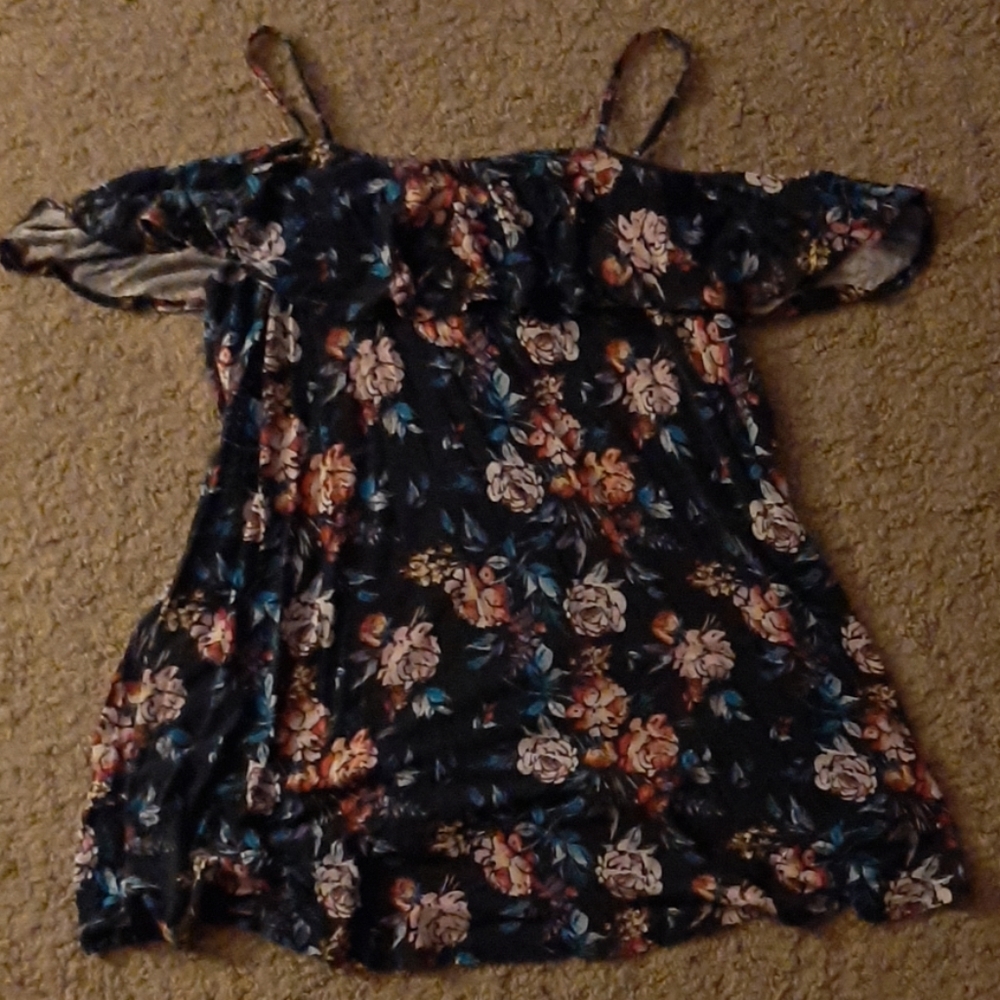 Liz Lange Cold Shoulder Maternity Shirt Dress